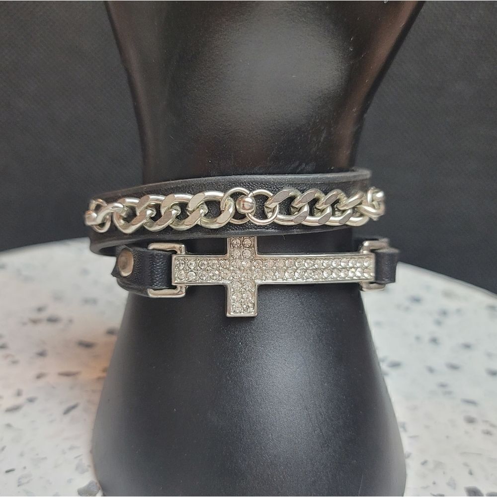 YIK FUNG Wrap Bracelet 